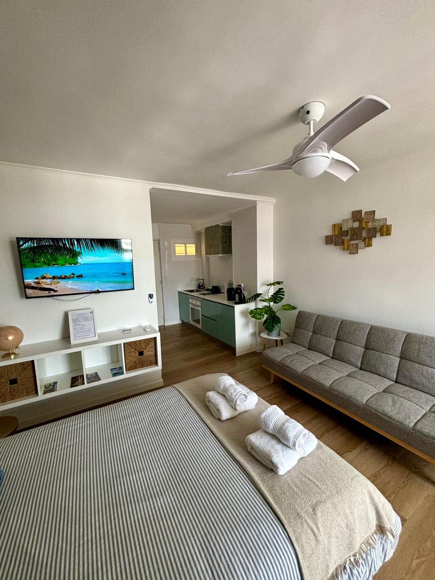 Ar Apartments - Central And Modern Apartment In Benalmadena Exterior photo